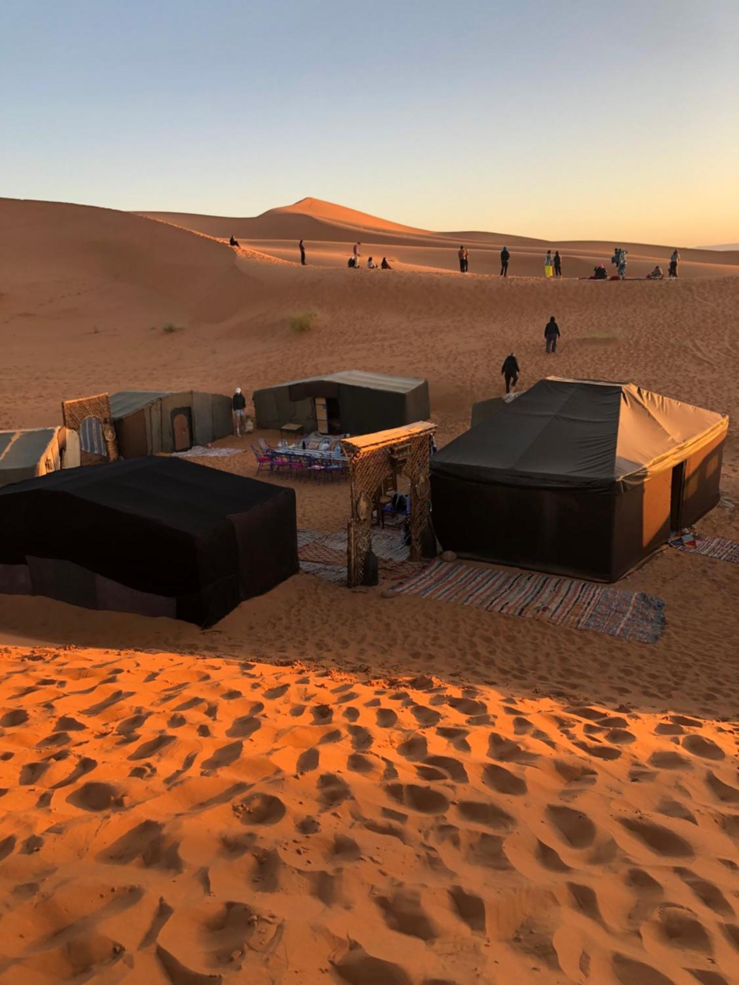 Bivouac Le Petit Prince Merzouga Esterno foto