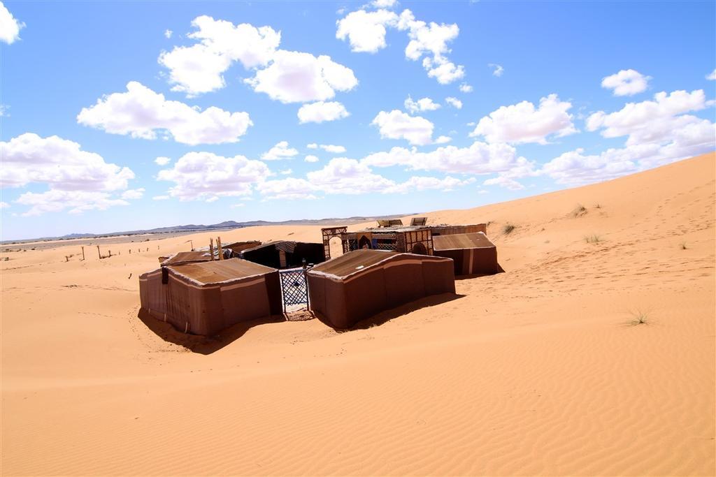 Bivouac Le Petit Prince Merzouga Esterno foto